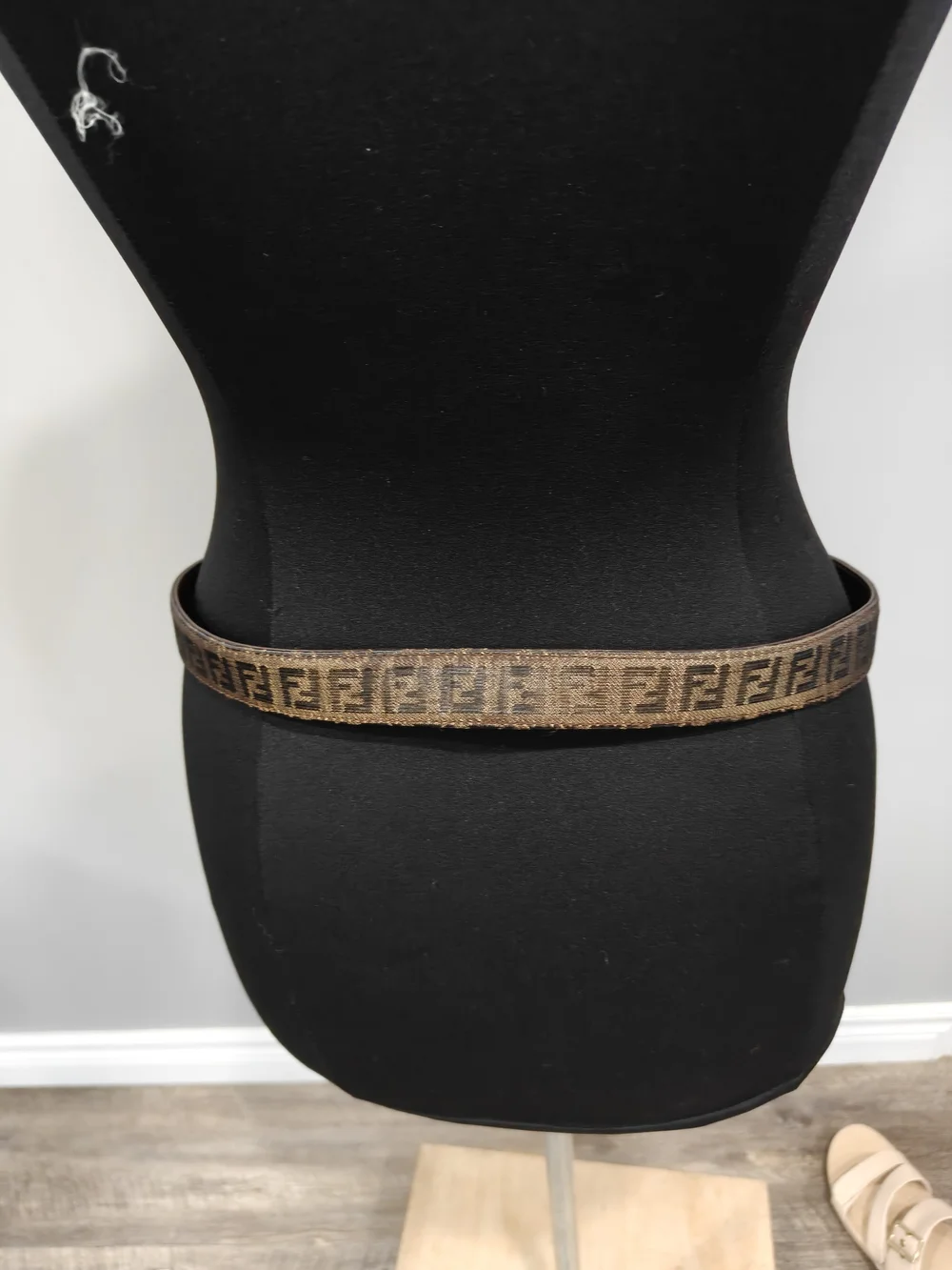 🐢 Fendi Silver and Black Logo Plate Belt Buckle Vintage